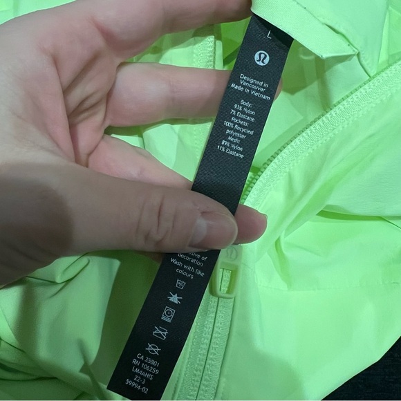 Lululemon Stretch Ventilated Running Jacket
Faded Zap - Picture 10 of 10